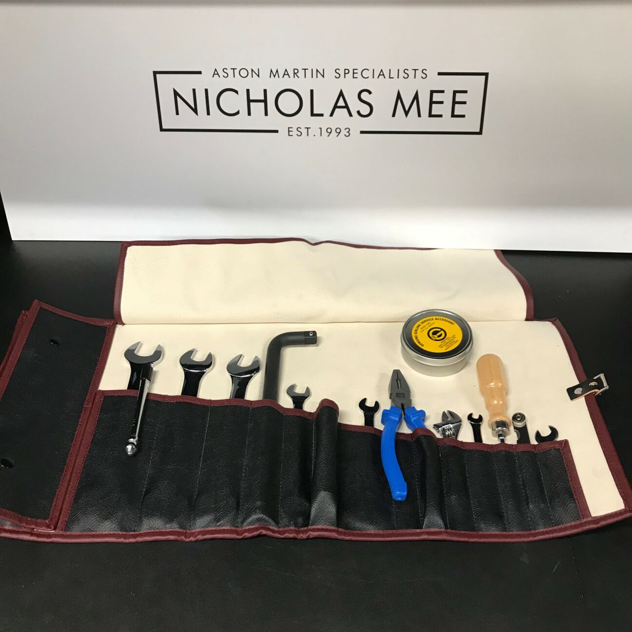 DB4/5/6 Aston Martin Tool Kit Roll Aston Store Aston Store