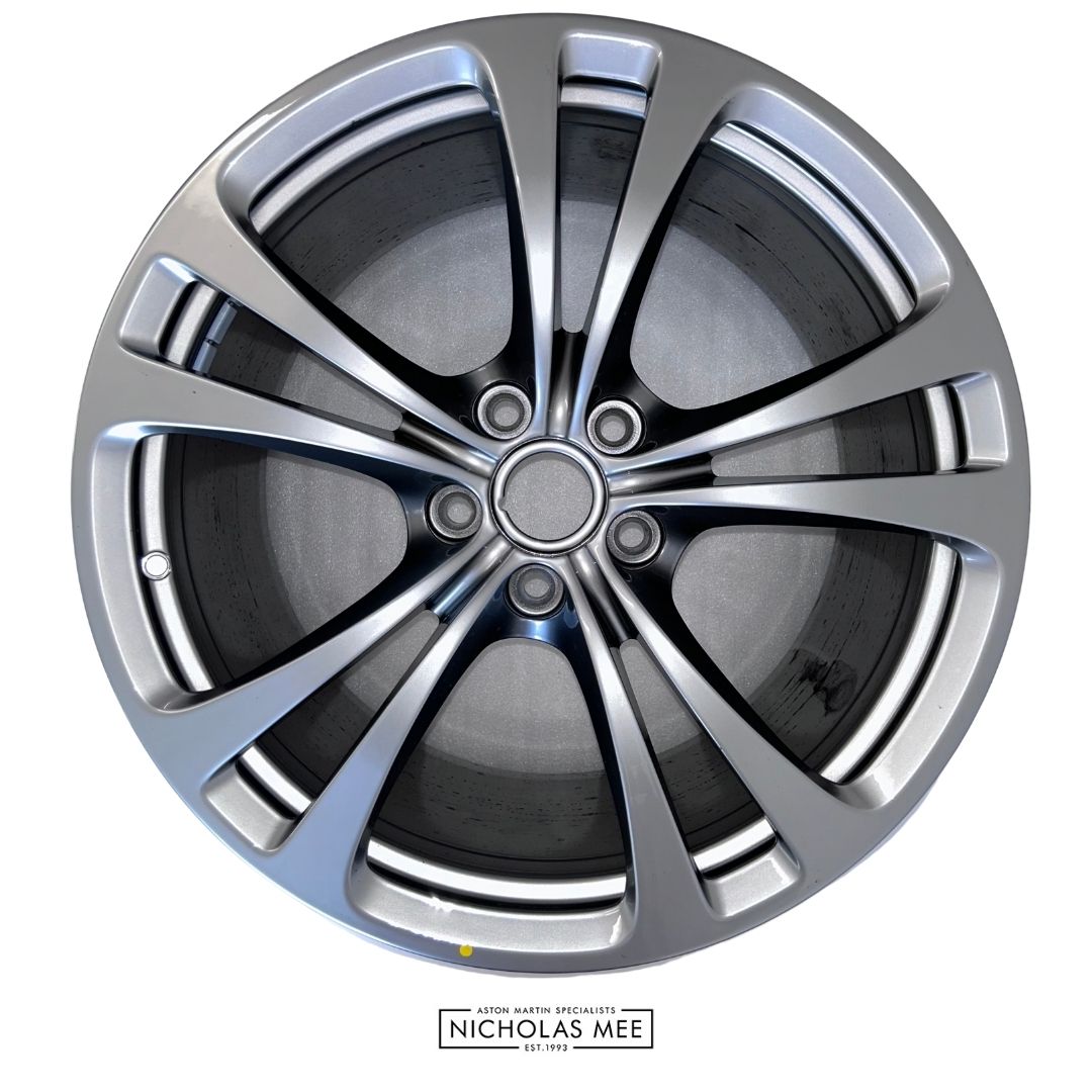 Rear Wheel (19 Inch) in Liquid Silver for Aston Martin V12 Vantage