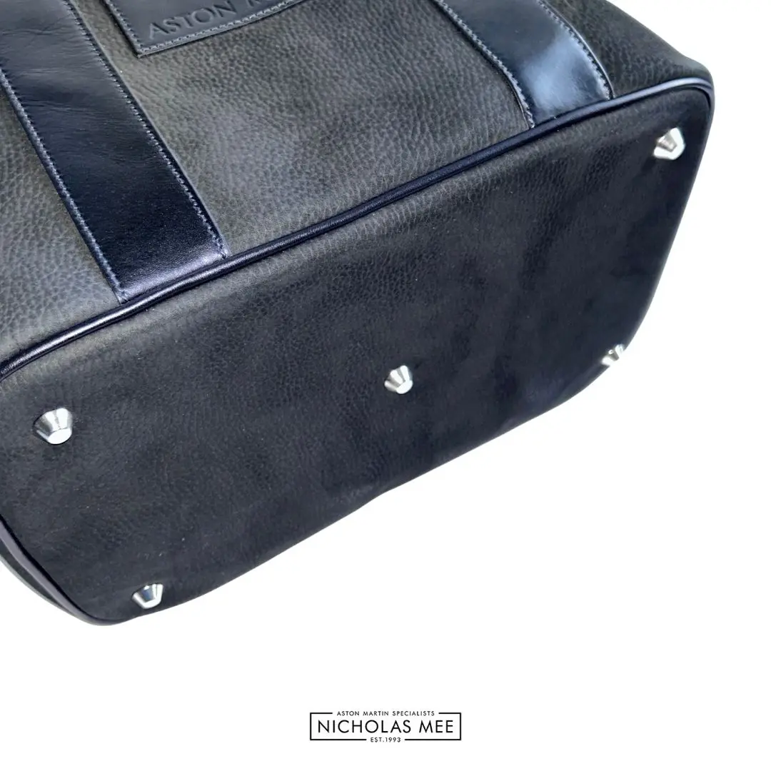 Aston Martin Beauty Case | Travel and Luggage