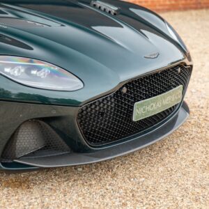 Front Splitter For Aston Martin DBS Superleggera
