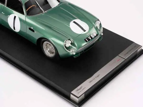Aston Martin DB4 GT Zagato 1:8 Scale Model 1961