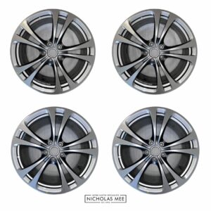 Set of 4 19 inch Liquid Silver Wheels for Aston Martin V12 Vantage