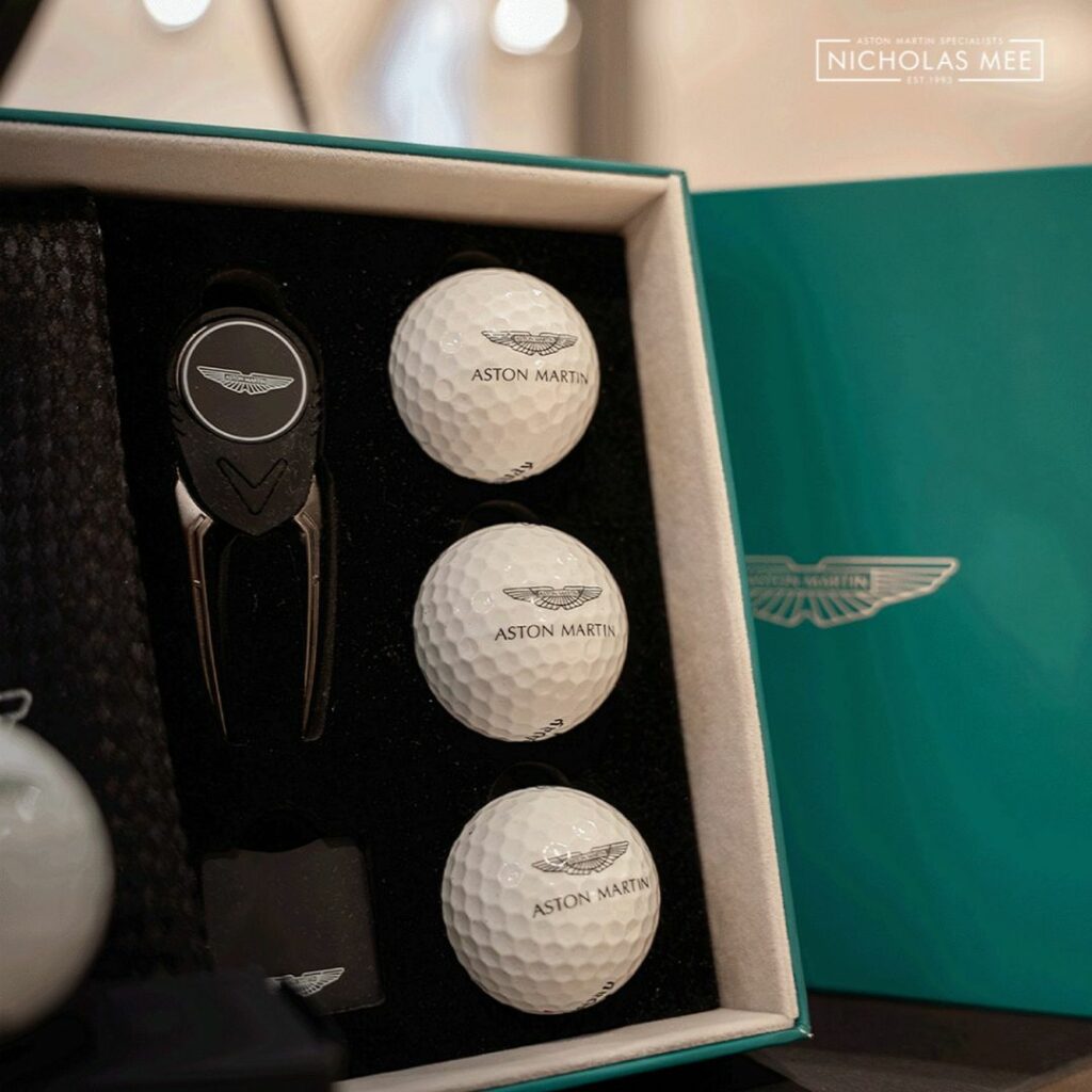 新品未使用 ASTON MARTIN GOLF GOODS SETキャロウェイ Aston Martin Golf Goods Set by Callaway – New, Unused | eBay