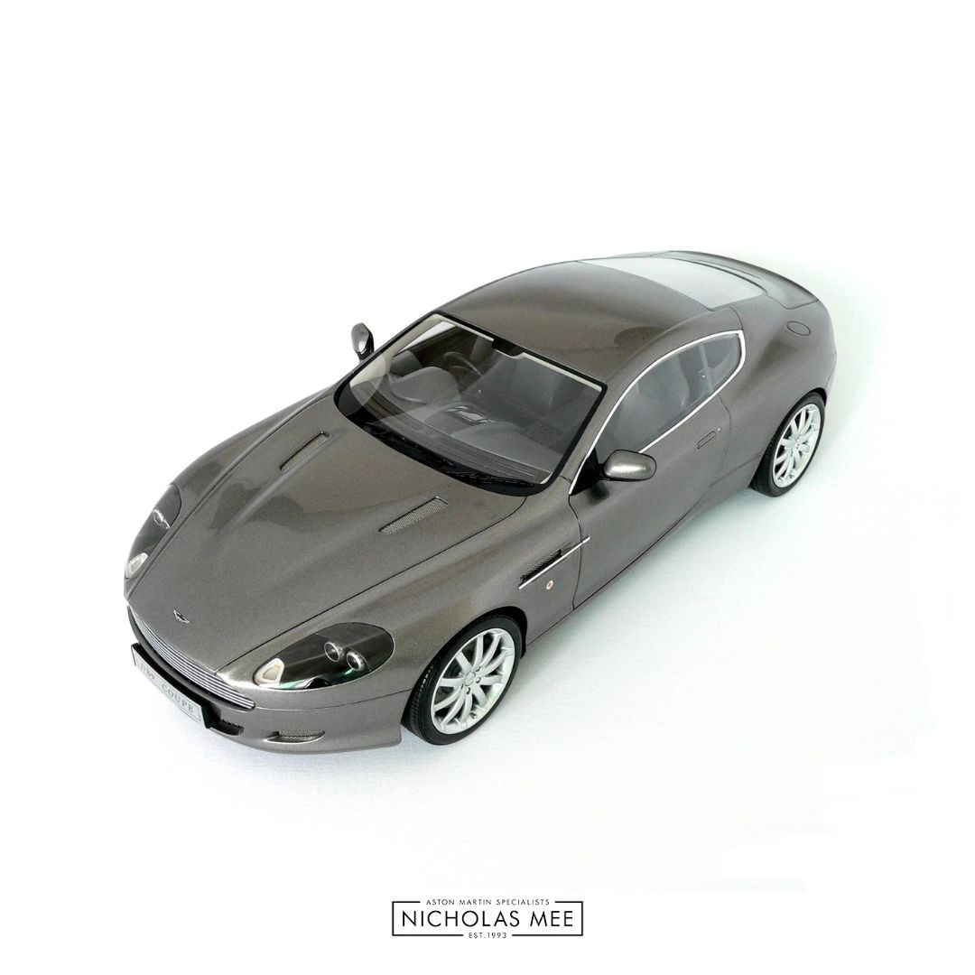 Aston Martin DB9 Coupe 1:8 Limited Edition Scale Model