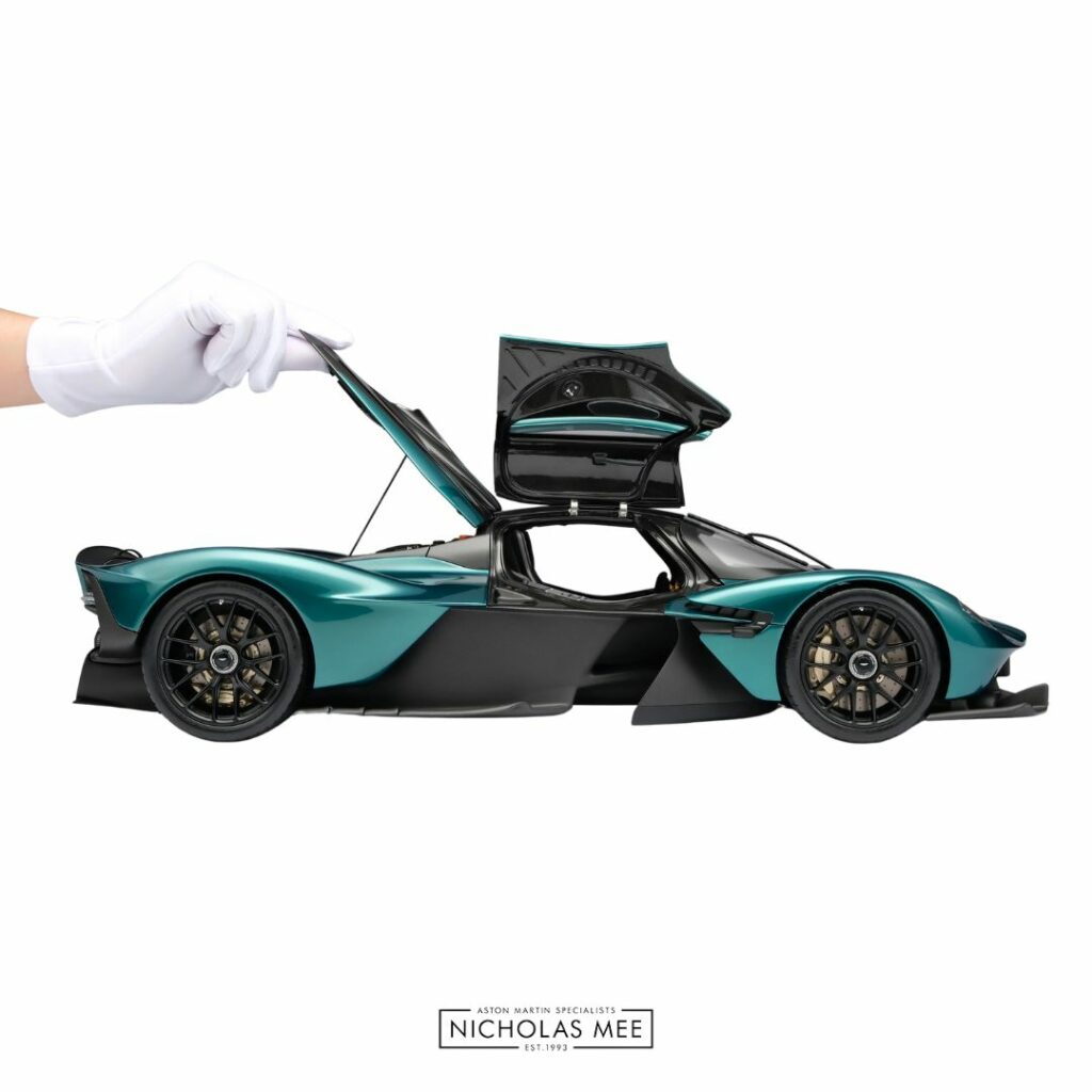 Aston Martin Valkyrie 1:8 Limited Edition Scale Model